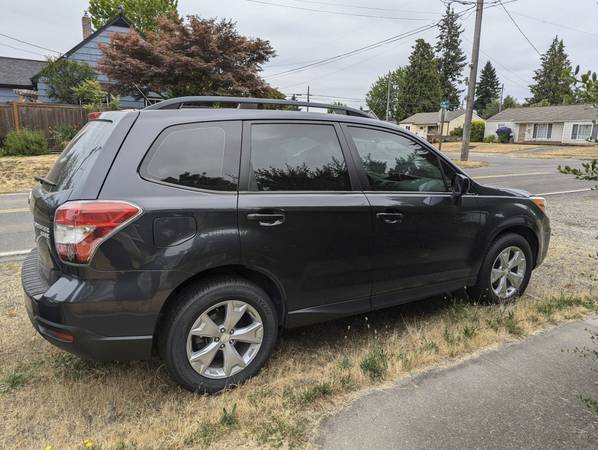 2015 Subaru Forester 2.5i - $11,000 (Tacoma)63654705638017120