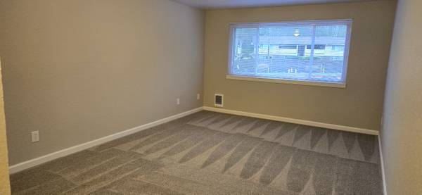 $1,250 / 380ft2 - ✨ ✨ ✨ ¡UNIDAD REMODELADA! ✨ ✨ ✨ 🔥 ¡PRIMER MES SOLO $800! 🔥 (Des Moines, WA)63934291147650120