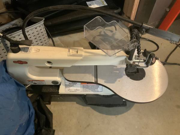 Table scroll saw 1