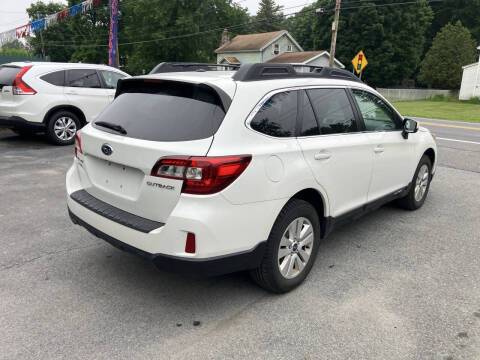 2015 Subaru Outback AWD - $10,876 (HUDSON FALLS)63441391508099123