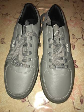 Rocawear Sneakers Gray Sz 10 New - $49 (san jose west)63471478103427121