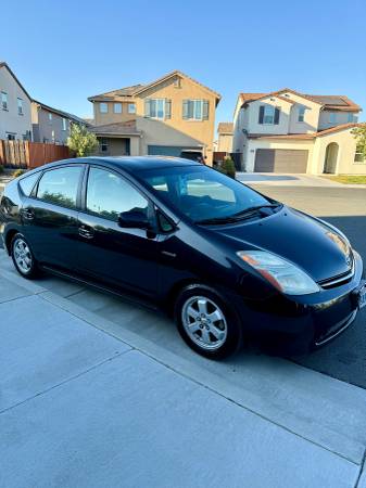 Prius Toyota 2006 - $4,800 (fairfield / vacaville)63622781210243120