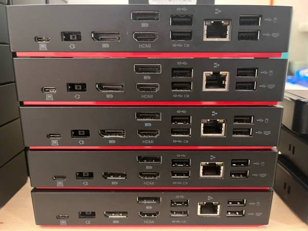 Thunderbolt 3 Dock (40AS) - 5 Available 1