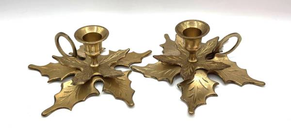 Vintage Holly Leaf Chamberstick Finger Loop Solid Brass Candle Holders 1