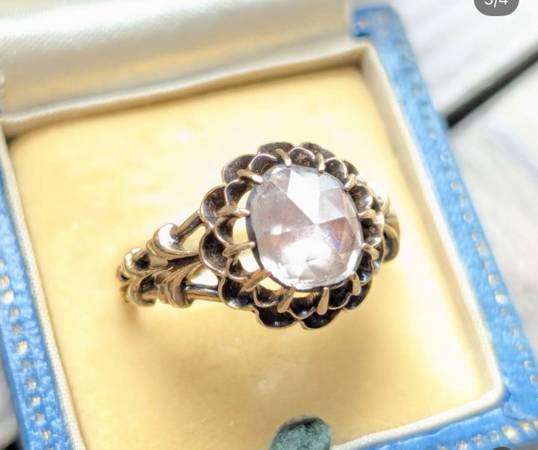 Lost - unique diamond ring - reward (Port townsend)64211680254466121
