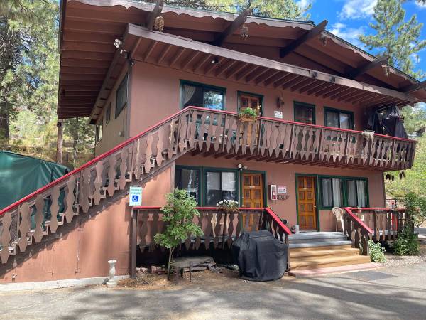$1,850 / 1br - 450ft2 - 1br - 450ft - Dog Friendly Chalet $1,85063992636854146123