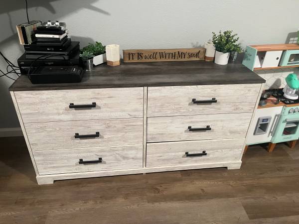 Ashley home shawburn dresser 1