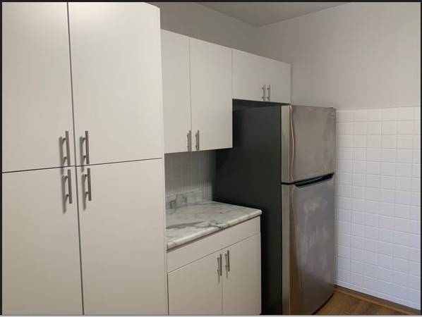 $1,995 / 2br - 1400ft2 - NEAR THE BLUE LINE "el"* KENNEDY & MORE* DISHWASHER*NEWER LOOKS (AVONDALE)64041476120963121