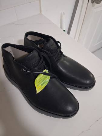 ROCKPORT BLACK BOOTS 1