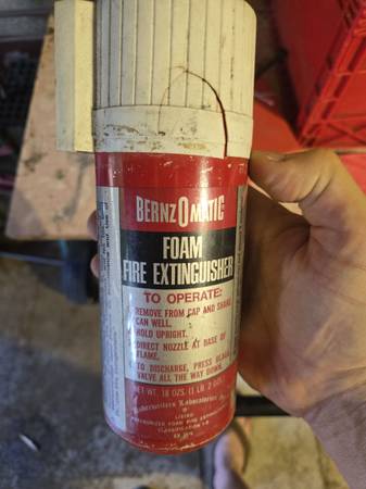 1977 Bernz-O-Matic fire extinguisher 1