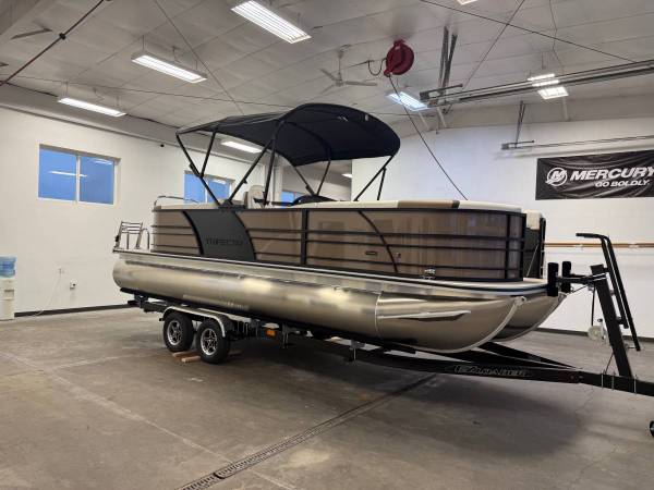 NEW 2026 TRIFECTA TRITOON 1