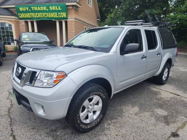 2013 Nissan Frontier SV Crew Cab transmisión manual de 6 velocidades, informe Carfax limpio - $12,995 (Rowley)63654724878467120