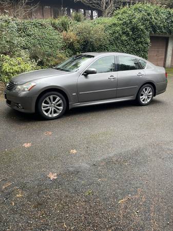 2009 Infinity M35x 1