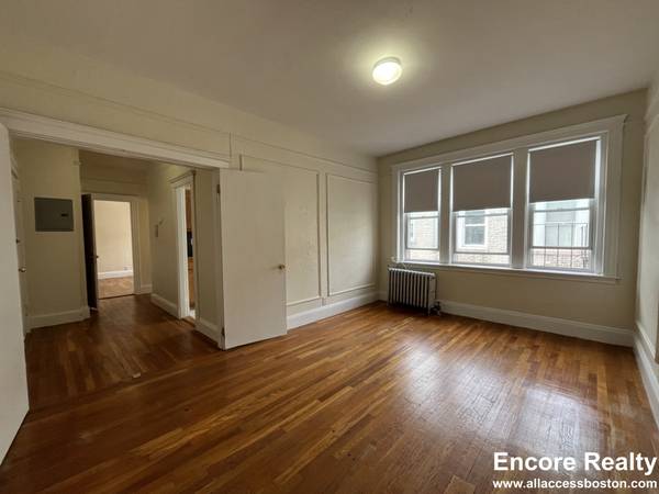 $2,295 / 2br - 700ft2 - [ASAP] NO FEE + $200 Cash Bonus, 1 Bed Split, Heat+HW Incl, Cats OK (Brighton/Cleveland Circle)63817539731073121