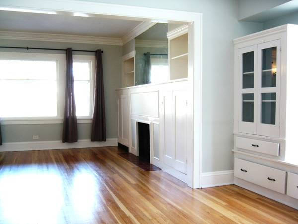 $1,300 / 2br - 1005ft2 - Updated duplex (down), laundry, dishwasher, parking-  No pets (lakewood)63907609954691124