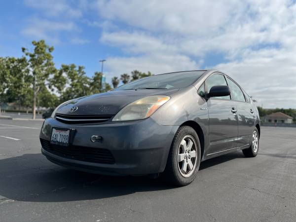 2007 Toyota Prius - 1 Owner w/ backup camera - $2,499 (san jose downtown)63654705109377123