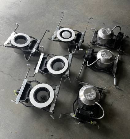Lithonia Lighting LCP Ceiling Recessed Can Light Fixture Assembly 1