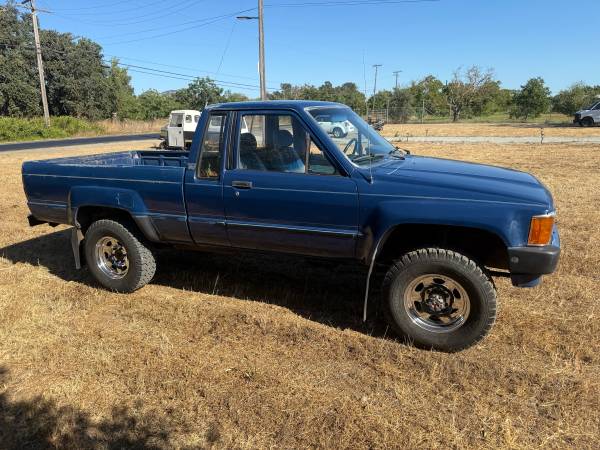 Camioneta Toyota 4wd 1985 - $14,500 (San Martin)63438732555651122