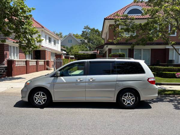 2006 Honda Odyssey EXL - $3,400 (Brooklyn)63469752695299121