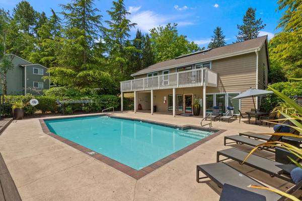 $2,473 / 2br - 968ft2 - 2/BD 2/BA, Ubicado en Redmond, Área de juegos (7001 Old Redmond Rd, Redmond, WA)63885126853249124