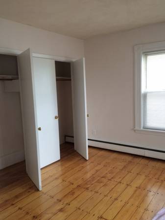 $2,300 / 2br - BIG 2 BEDROOM WITH PARKING IN GREAT BRIGHTON LOCATION (Brighton)63996545710210123