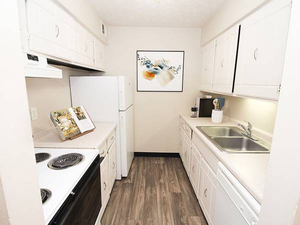 $915 / 1br - 655ft2 - Need A Change? You’ll Love It Here, Call Today (3915 Winona Way, Sioux City, IA)63846412632449124