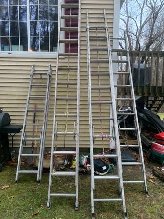 EXTENSION LADDERS 1
