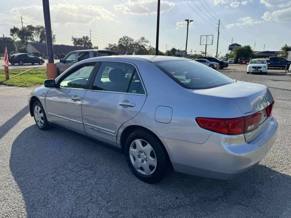 2005 HONDA ACCORD - GREAT GAS SAVER, CASH CAR, COME BY TODAY - $2,995 (West Mount Houston)63487999189505124