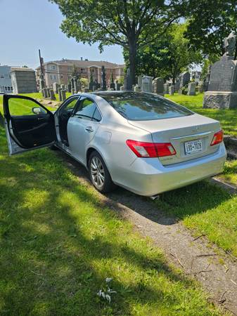 2007 Lexus ES350 163k miles - $4,400 (Ridgewood)63614124829057123