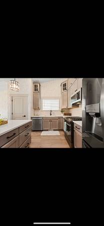 $3950.00 / 5br - 3000ft2 - Beautiful home with separate attached apartment64037557095169122