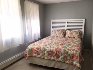 $1700.00 / 2br - 980ft2 - Clean Winter Rental63656212198529122