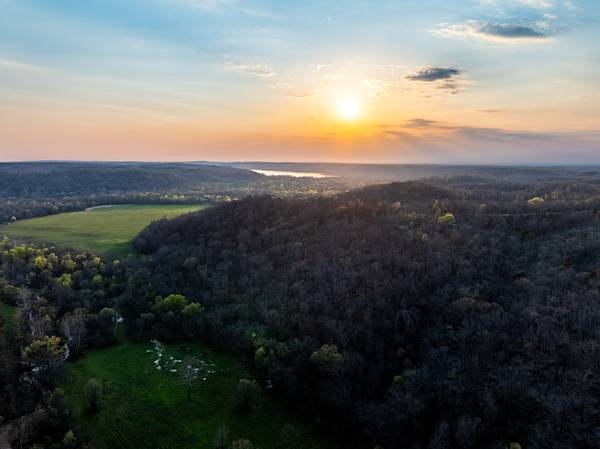 $995,000 8 S 4530 Road Eucha, OK63982279156610120