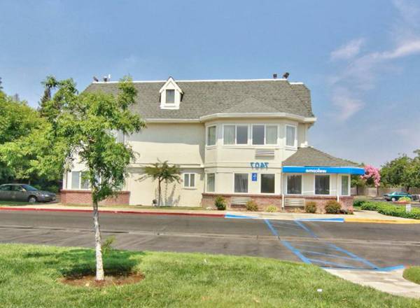 $450 / 1br - NEW SPECIAL: DISCOUNTED WEEKLY FLAT RATE > Kids are FREE! (Sacramento South & Elk Grove)63844738441987123