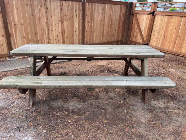 Picnic table - 8’ heavy construction 1