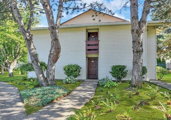 $1,545 / 2br - $500 OFF ur 1ST MO - Garages Available for Rent - 2 Bedroom (Powell Butte)64039061064834121