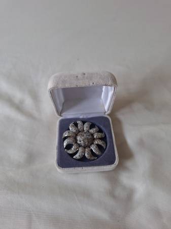 Broach or Pin for sale 1