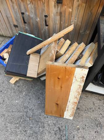 Free left over lumber pieces 1