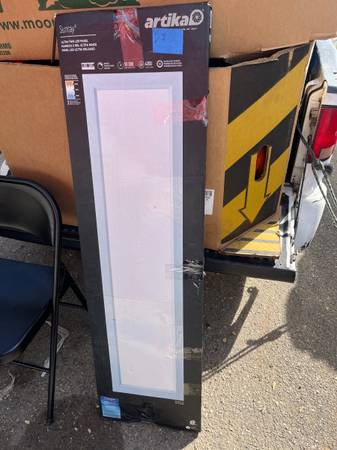 Artika Sunray 1'x4' Flat Panel LED Light 1