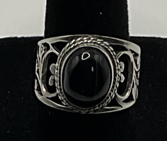 Sterling Silver & Black Onyx Filagree Ring Size 7.5 1