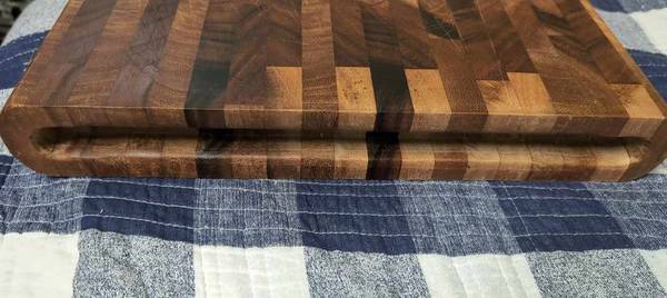 Reversible End grain Butcher block with hand grip 13.75"x 13.75" 1