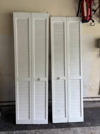 2 - 24" x 79" Wood Bifold Doors (12-14) 1