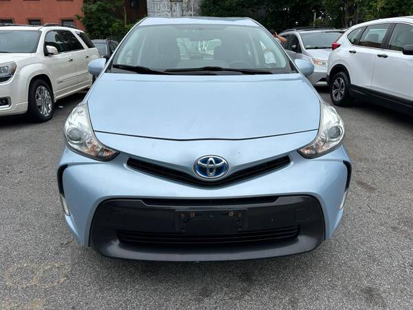 2015 Toyota Prius V TREE Hybrid - $7,90063614142839553120