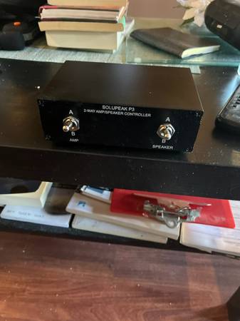 2 way amp / speaker controller 1