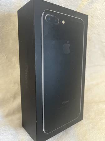 iPhone 7 Plus 128GB Jet Black Unlocked 84% battery Good condition