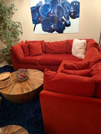 Modern custom made sectional 1