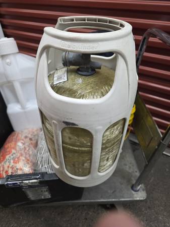Propane tank 1