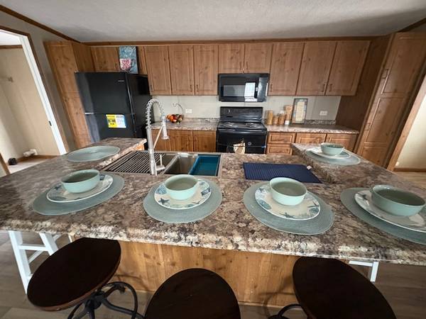 $1,700 / 4br - 3/4 Bedrooms ready to go!! bad credit? NO PROBLEM. (corpus christi)64036541897474121