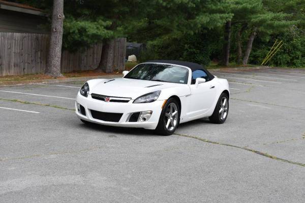 2008 Saturn SKY Red Line 2dr Convertible - $14,990 (+ Alpha Motors TN)63625152178947121