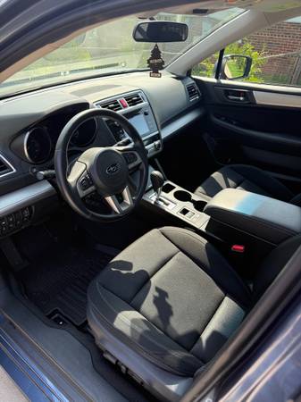 2015 SUBARU LEGACY 2.5 PREMIUM ONLY 60900  MiLE - $14,500 (Fairfax)63616500342401123
