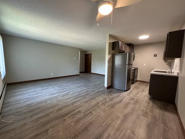 $1,350 / 2br - 800ft2 - Apartamentos Virginia Terrace: 2 Dormitorios Disponibles en Septiembre, ¡Llama Hoy! (St. Louis Park)63868700526083124